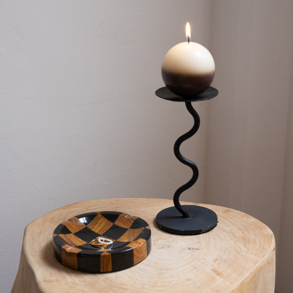 Tabletop Wavy Candleholder