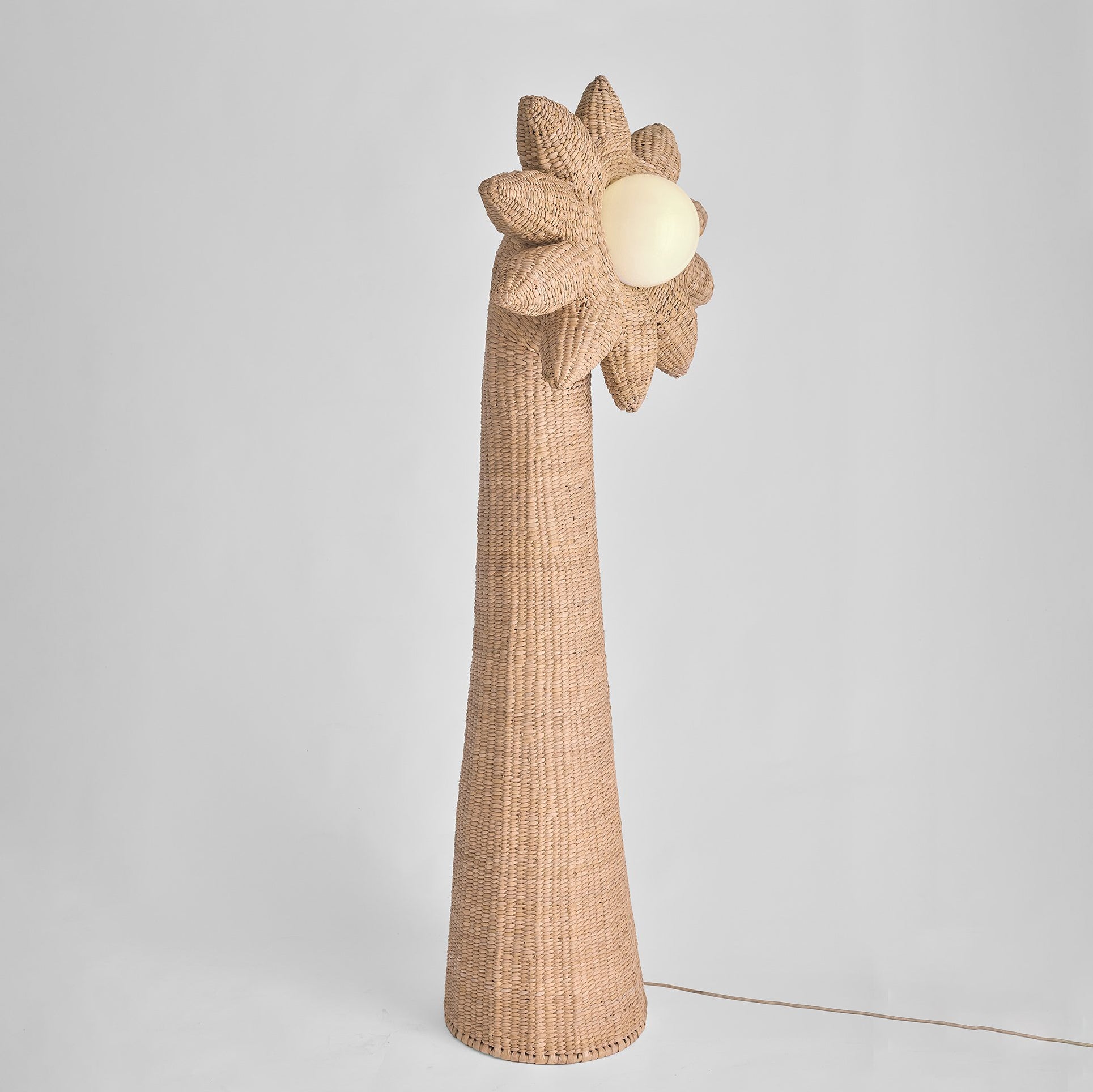 Kuni Floor Lamp